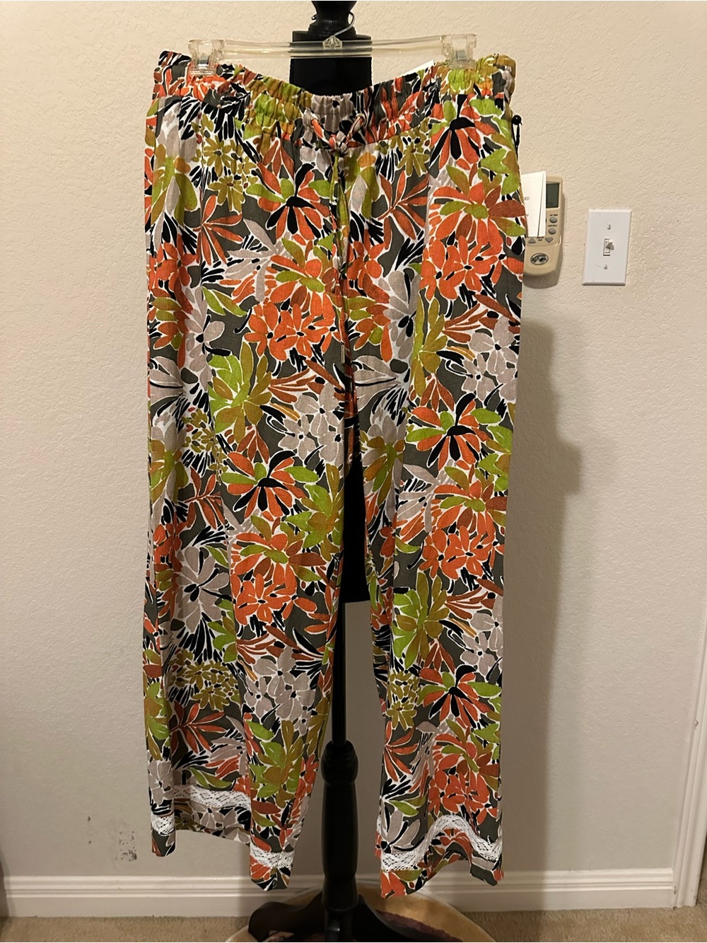 Anne Klein TROPICAL PRINTED ORANGE blended linen PANTS FOR WOMEN Size  M -NWT